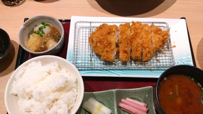 【さぼてん】ロースかつみぞれおろし御膳。